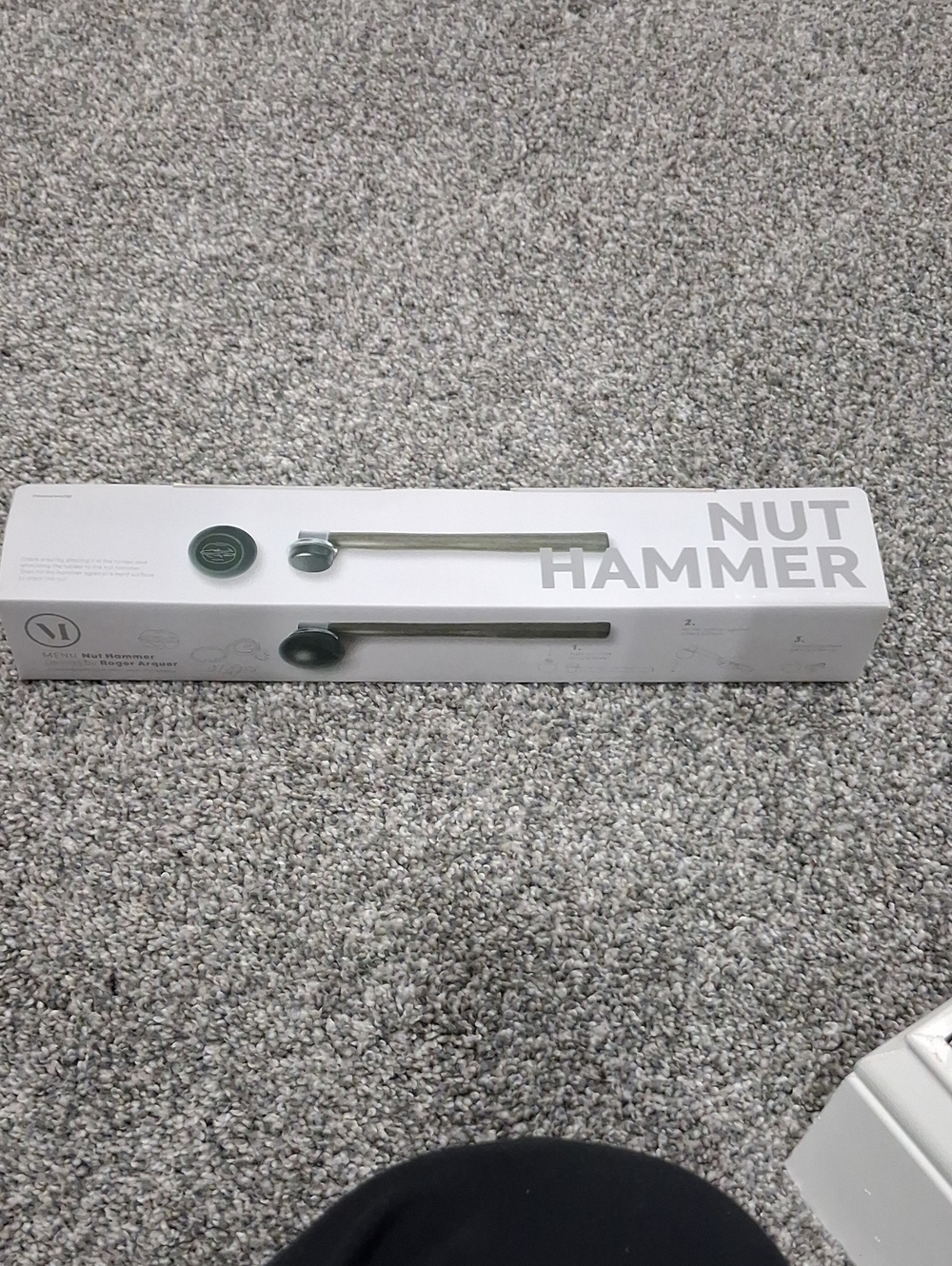 Menu Nut Hammer Design By Roger Arquer
